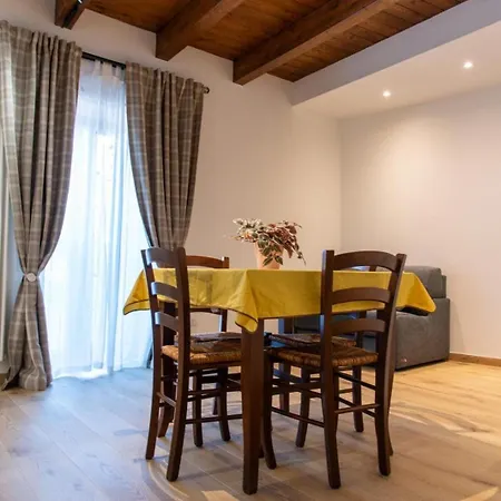 La Stella Del Borgo Tatil Evi Castelmezzano